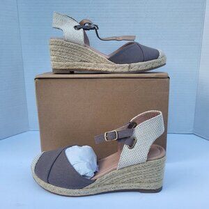 .Belk - Journee Collection Ashlyn-Wd Sandals - 6.5